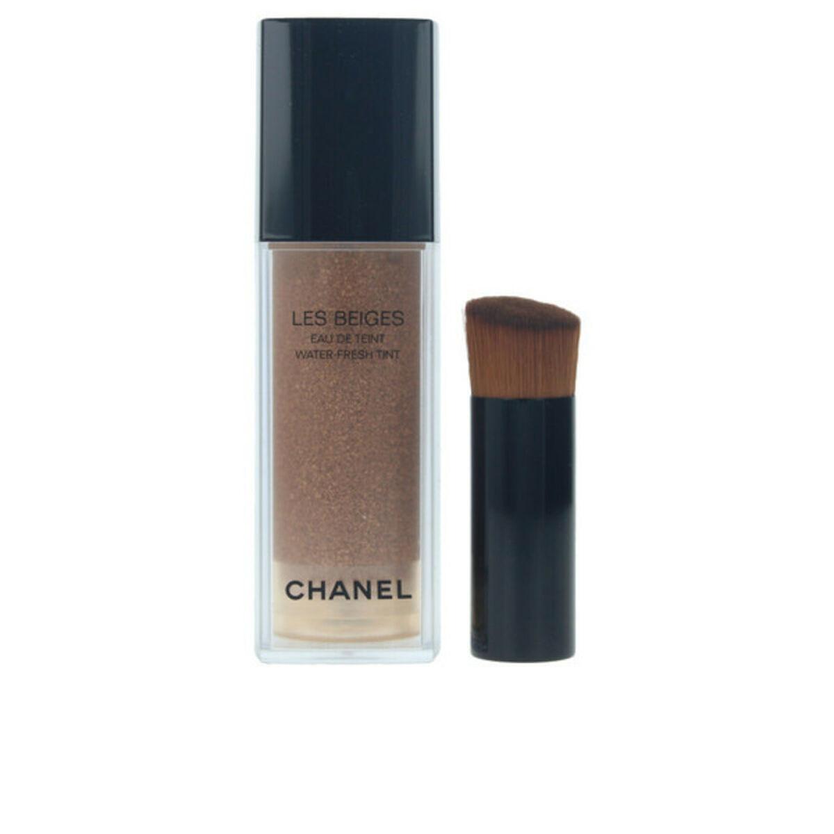 Chanel Les Beiges Eau Teint Flydende Foundation Medium Light