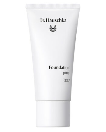 Hauschka Foundation 002 Pine 30ml