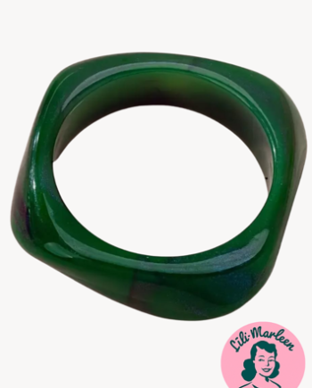 Scarlet Swing Skulpturelt Grøn Bangle Med Retrokant
